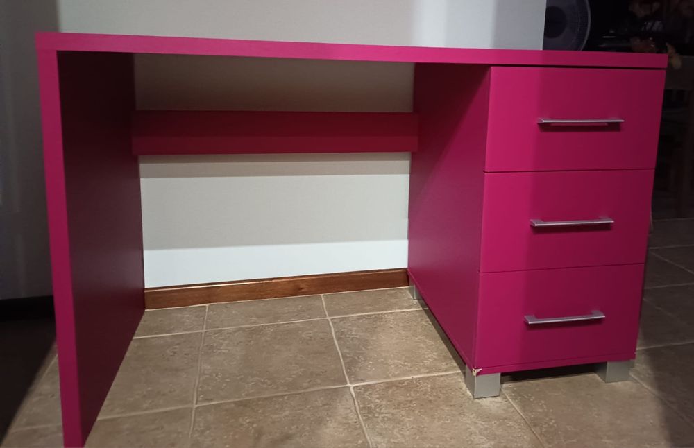 Secretária de Estudo Rosa Fúcsia com 3 Gavetas (Excelente Estado)