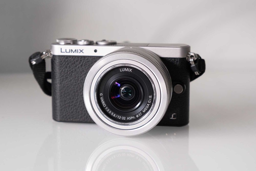 Panasonic Lumix GM1 + Objetiva 12-32mm