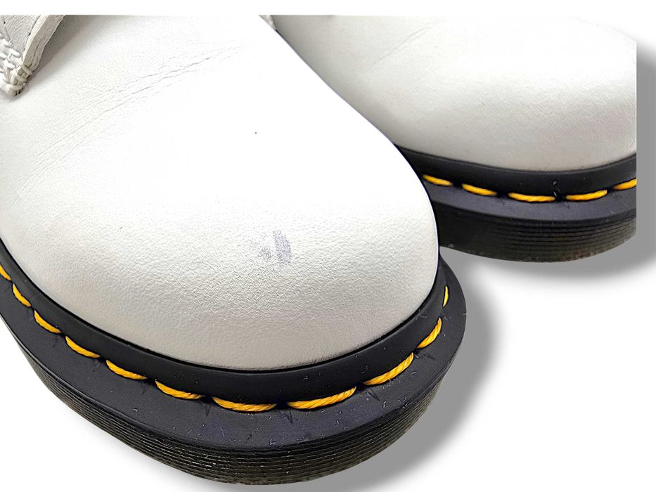Dr. Martens White Blanc Smooth 37r