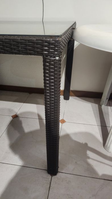 Mesa Exterior Rattan c/ Vidro 90x90 cm