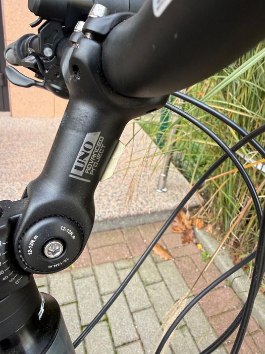 Rower crossowy 28" UNIBIKE FLASH GTS model 2022 rama 19”