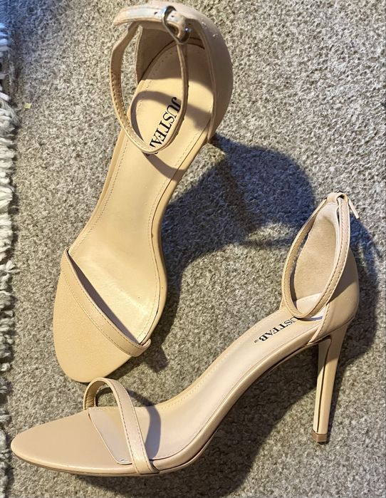 JustFab Sandały US12 44 na stopy 28,5 cm
