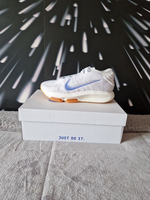 Nike GT hustle3 blueprint EU43