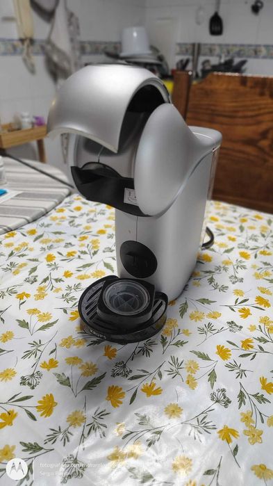 Máquina de café Doce Gusto