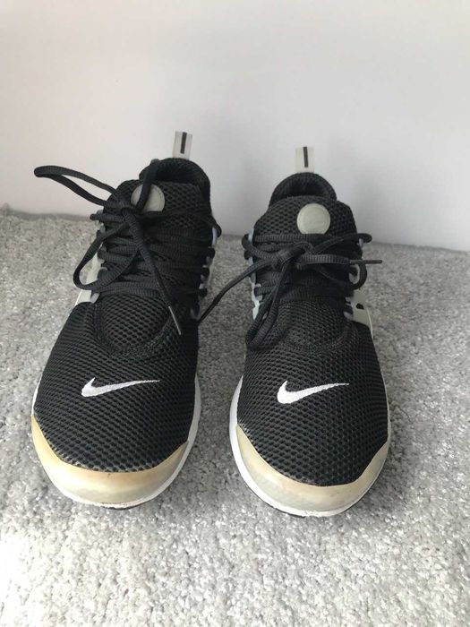 Кросівки Nike 44 розмір 28 см