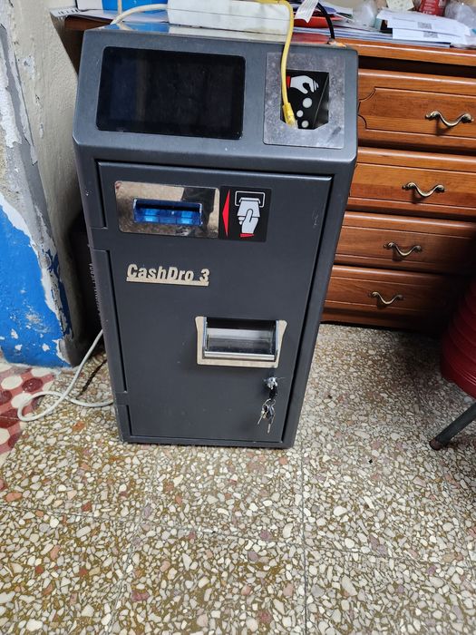 Maquina recebimento automático