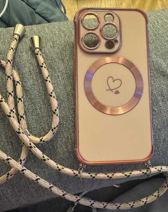 Capa iPhone 15 Pro - MagSafe com cordão64585102628994120