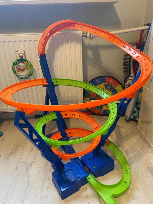 HOT WHEELS action zestaw tor wyścigowy TORNADO