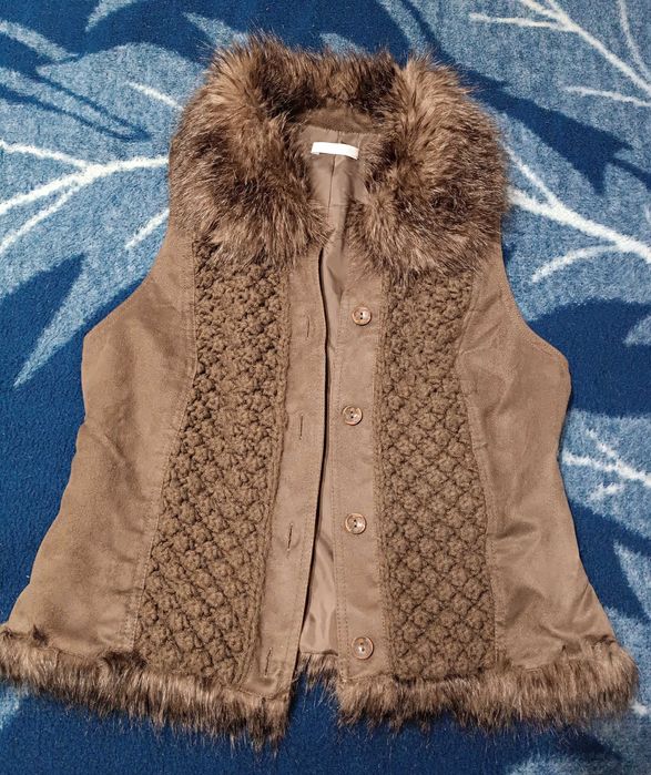 Lindo colete de camurça e malha