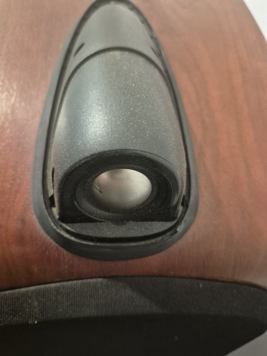 Kolumny B&W BOWERS & WILKINS 703