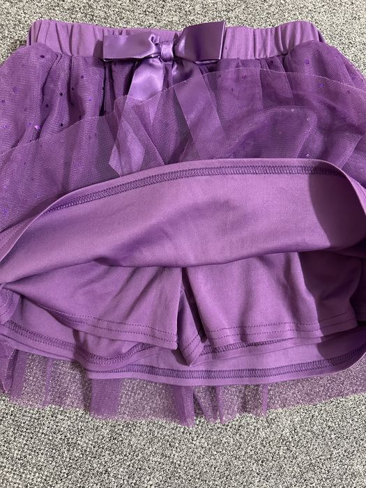 Пишна фатинова юбка-шорти на дівчинку. Фіолетовий колір