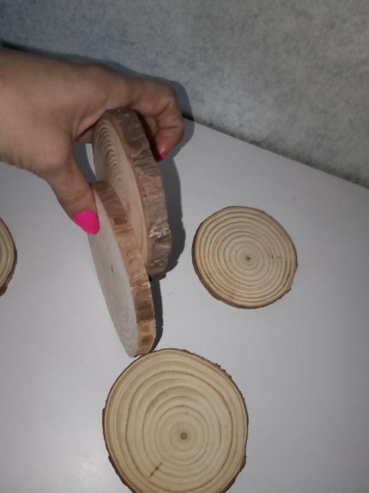 Zestaw 5 sztuk naturalnych plastrów drewna