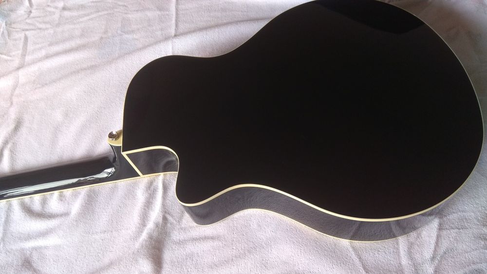 Violão eletrico YAMAHA APX em excelente estado