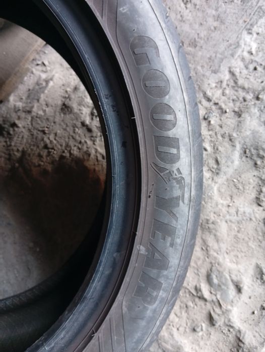 235.45.18 GoodYear 1шт літо шини б/у склад Харків шиномонтаж R18
