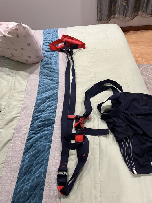 Trx e elastiscos de forca para exercicios em casa