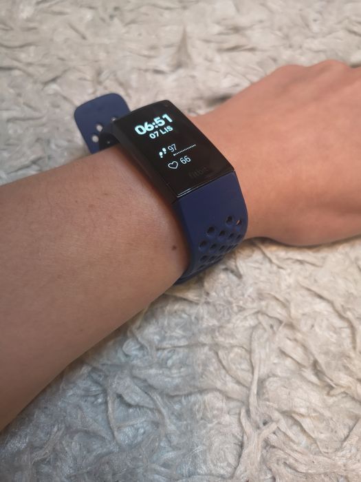 Smartband Fit Bit Charge 4 (NFC, GPS)