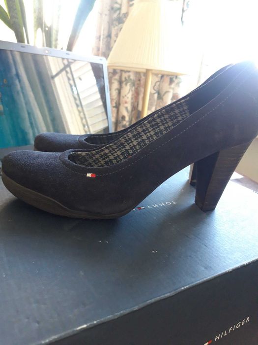 Sapatos da Tommy Hilifiger nº 39 azuil novos