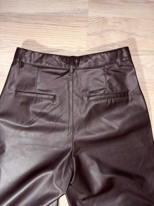 Штани екошкіра Zara колір гіркий шоколад