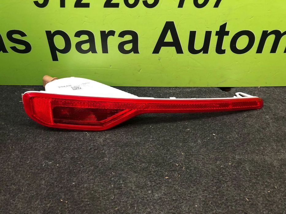 VOLVO XC40 FAROLIM NEVOEIRO REFLETOR TRAS - FT440