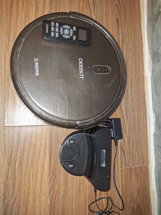 Odkurzacz samojezdny deebot
