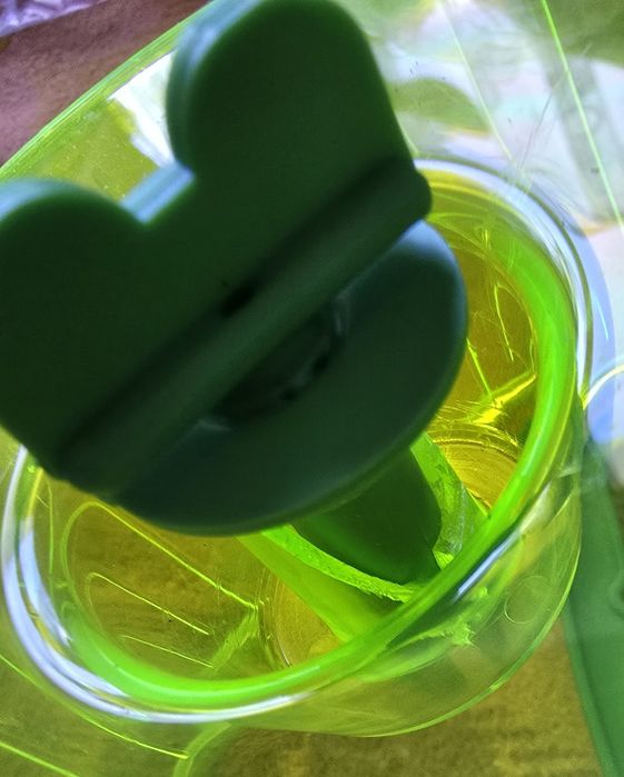 Domek dla myszki lub chomika nowy z drobnymi uszkodzeniami