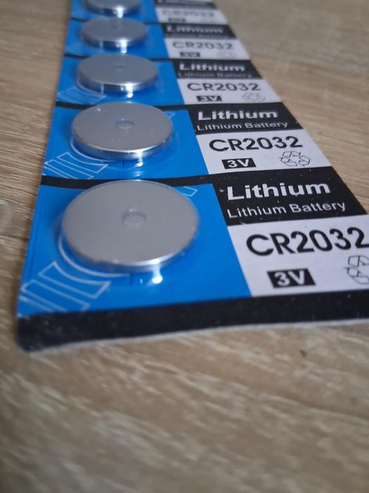 5 szt. baterii guzikowych CR2032 3V litowych