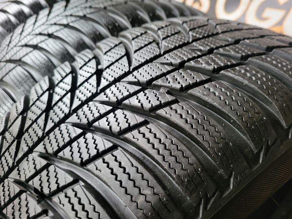 Opony zimowe 205/55/16 Bridgestone 18rok 8,3/7,4mm