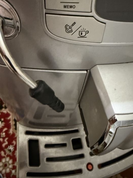 Кофеварка Saeco Intelia Evo HD8881/09