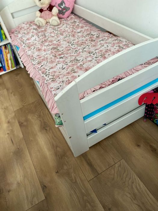 Łóżko dziecięce białe drewniane 160