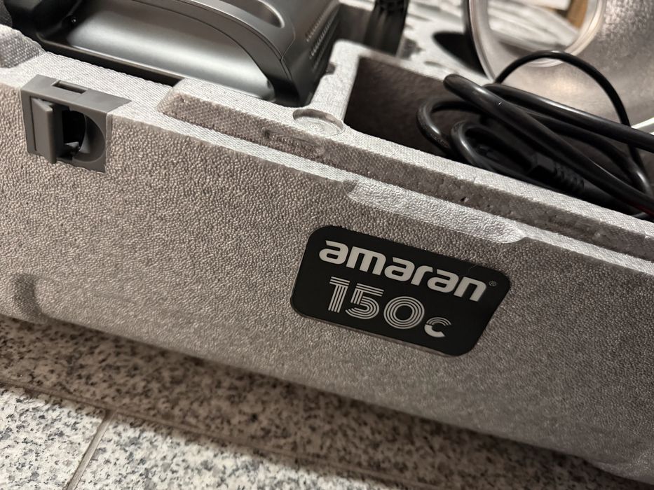 Amaran 150c RGB lampa