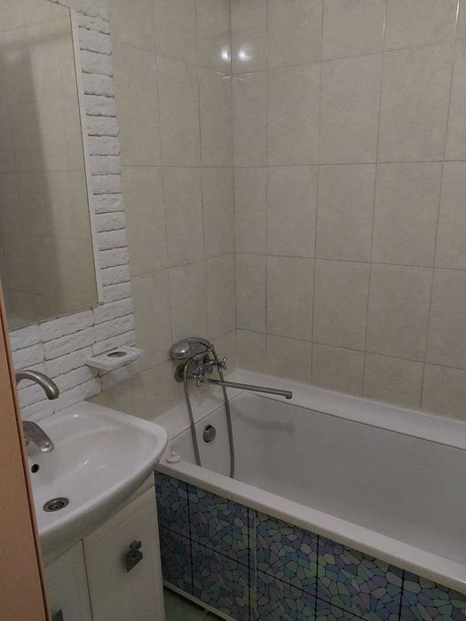 В довгострокову оренду пропоную свою однокімнатну квартиру!!!