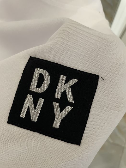 Легкий світшот DKNY