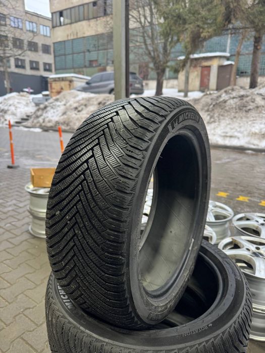 Michelin Alpin 7 235/45 R18 98V XL 2025