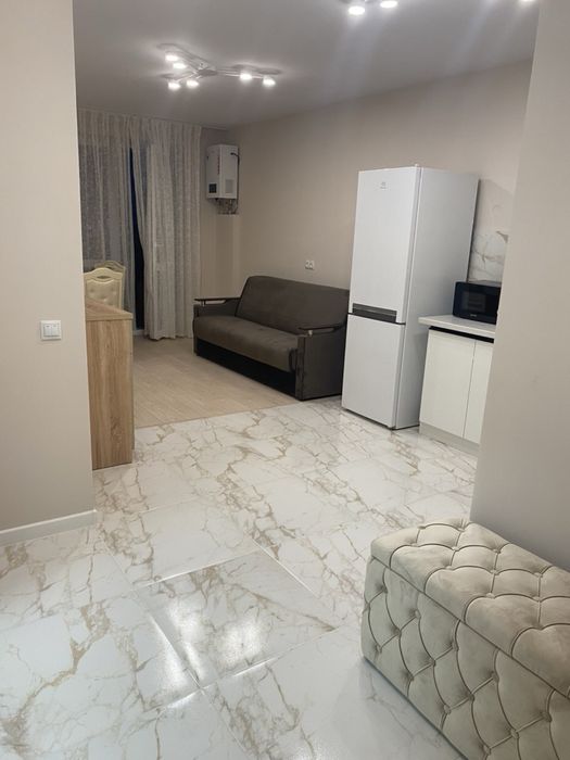 Оренда 1кім квартири в West Towers