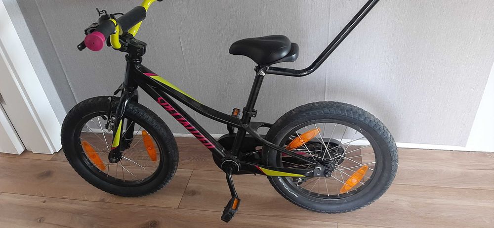 Rower SPECIALIZED z kółkami bocznymi do nauki jazdy - BARDZO LEKKI