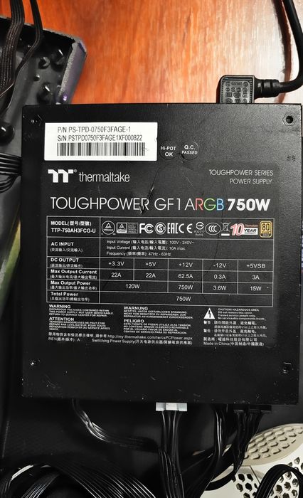 Блок живлення питания модульный Thermaltake GF1 ARGB 750  Gold
