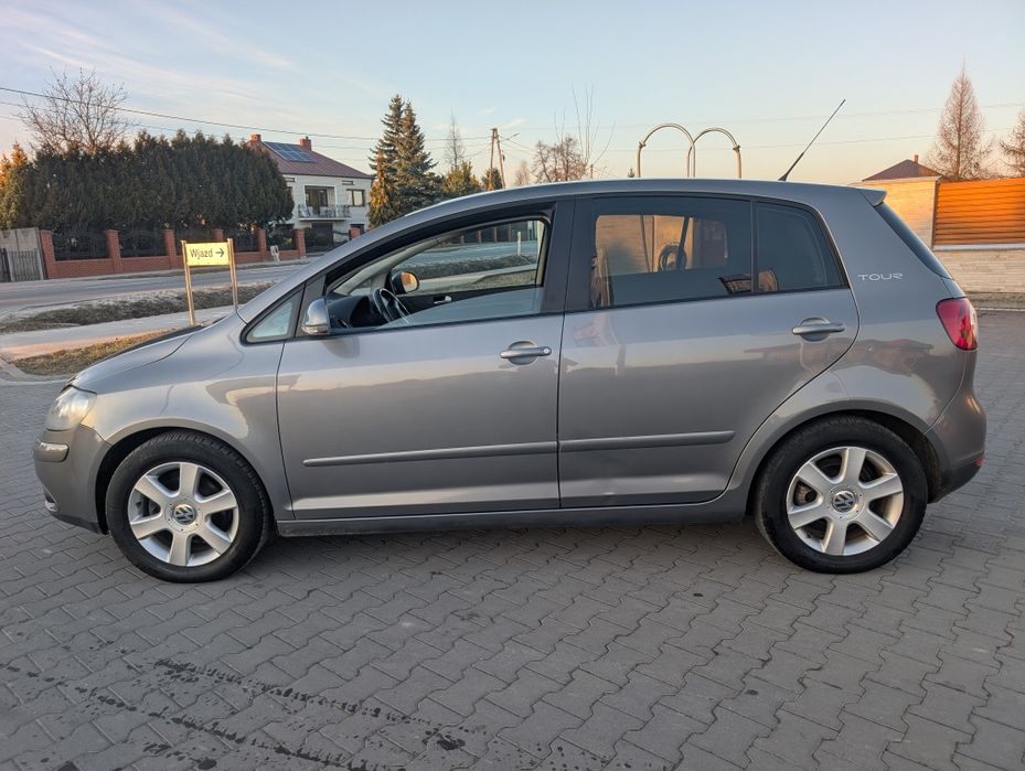 Volkswagen Golf 5 Plus 1.6 MPI 2007r