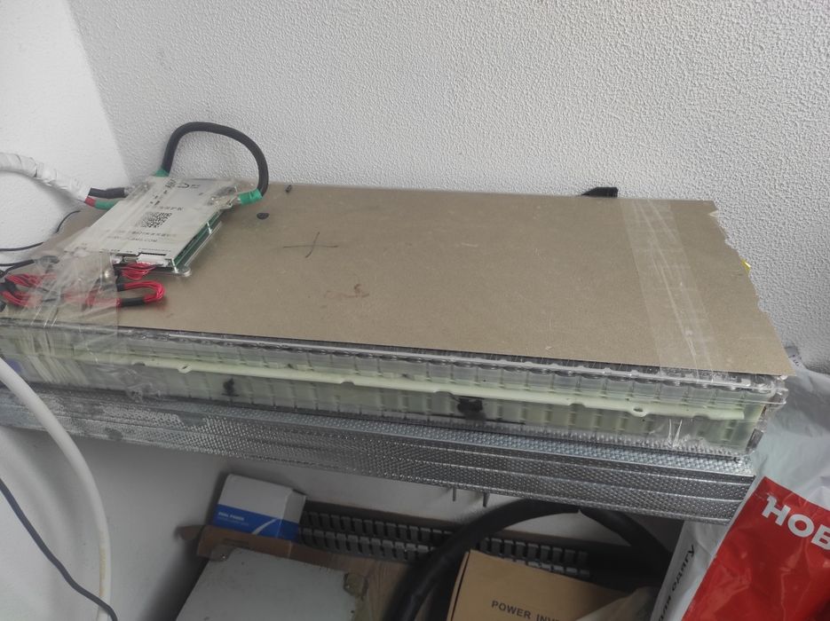 Автономне живлення квартири Інвертор 4 кв , батарея 5 кв