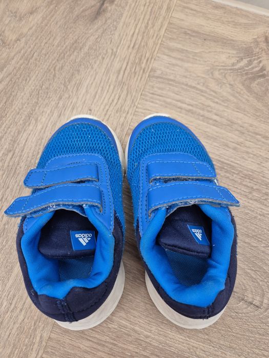 Buty adidas r 23