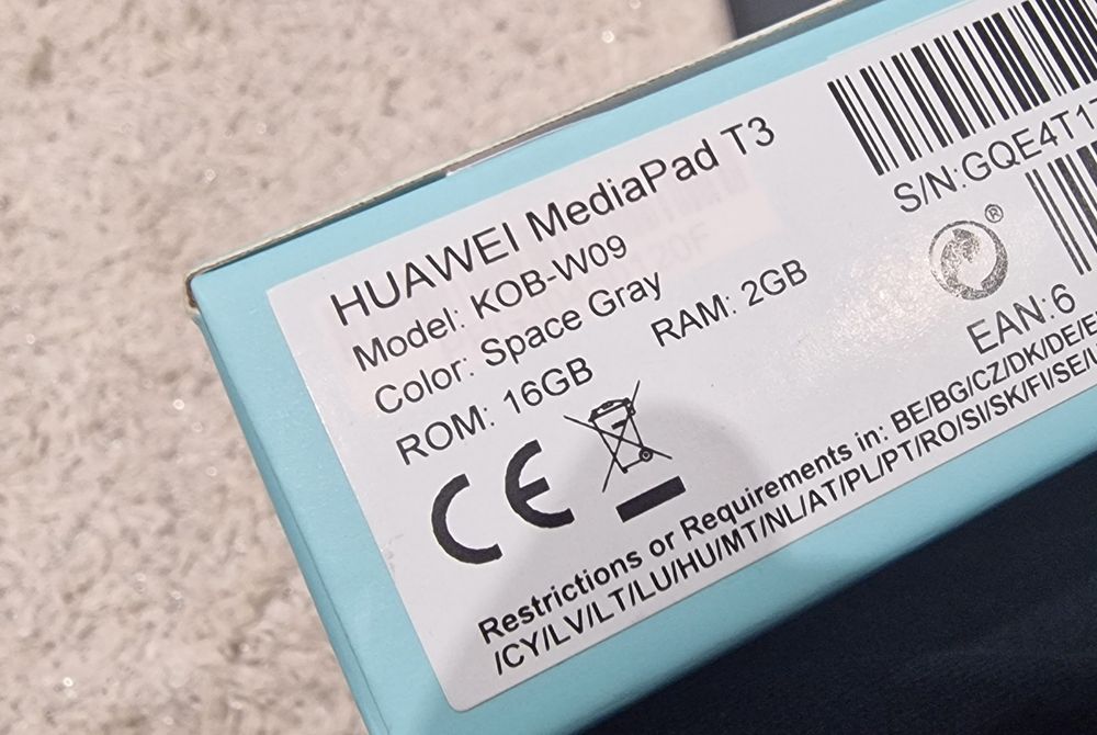 Huawei MediaPad T3 + Extras