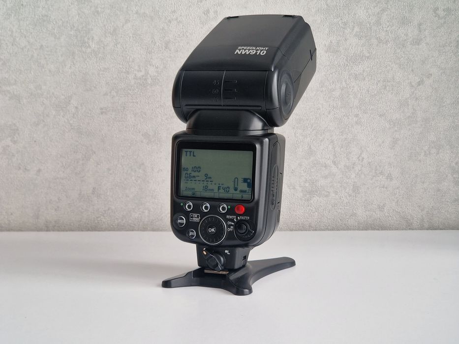 Фотоспалах Neewer Speedlight NW910