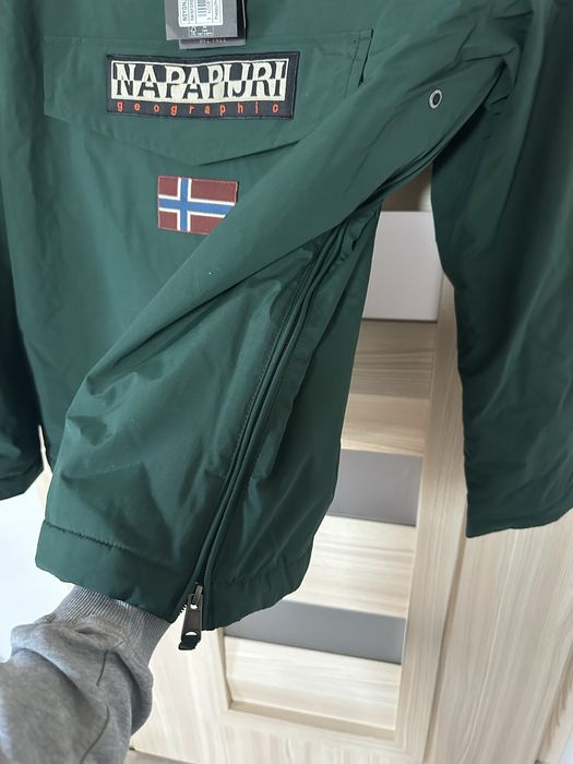 Meska kurtka zimowa napapijri ocieplana 42 XL gruba ciepla oryginalna