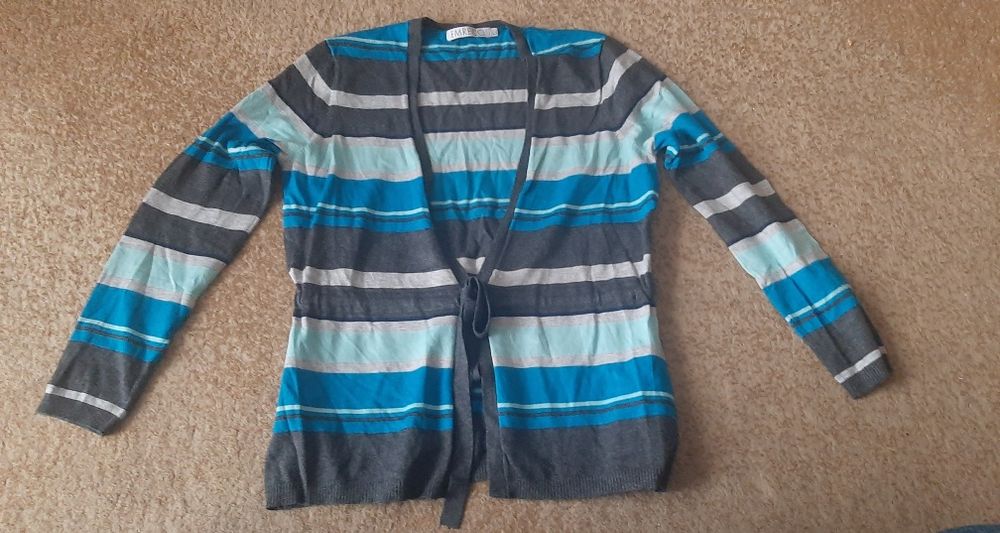Elegancki sweter damski paski wiązany 38 Emreco