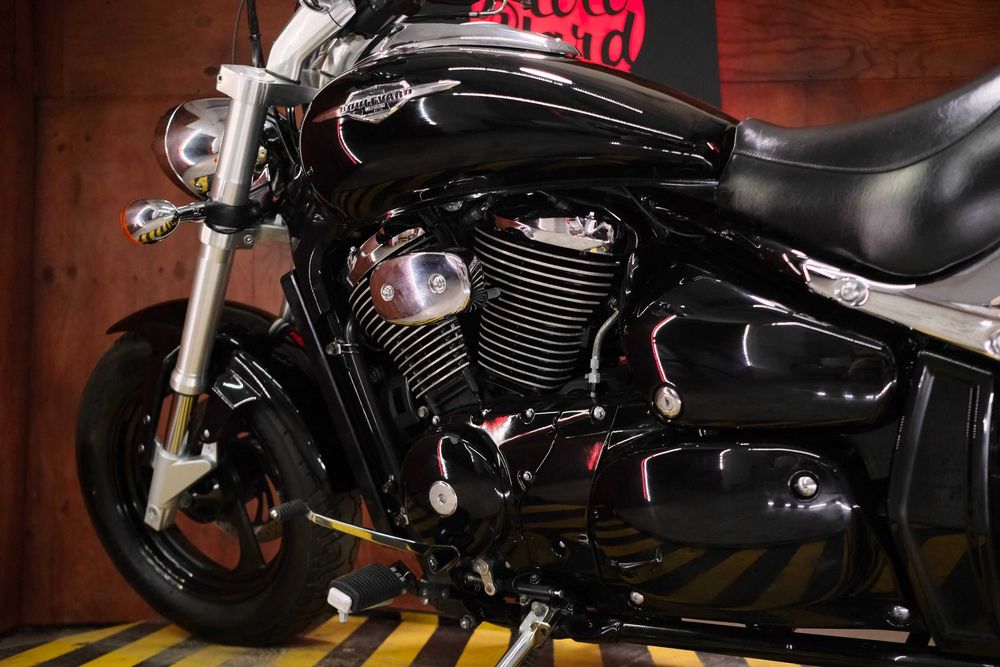 Suzuki Boulevard 800 із Японії