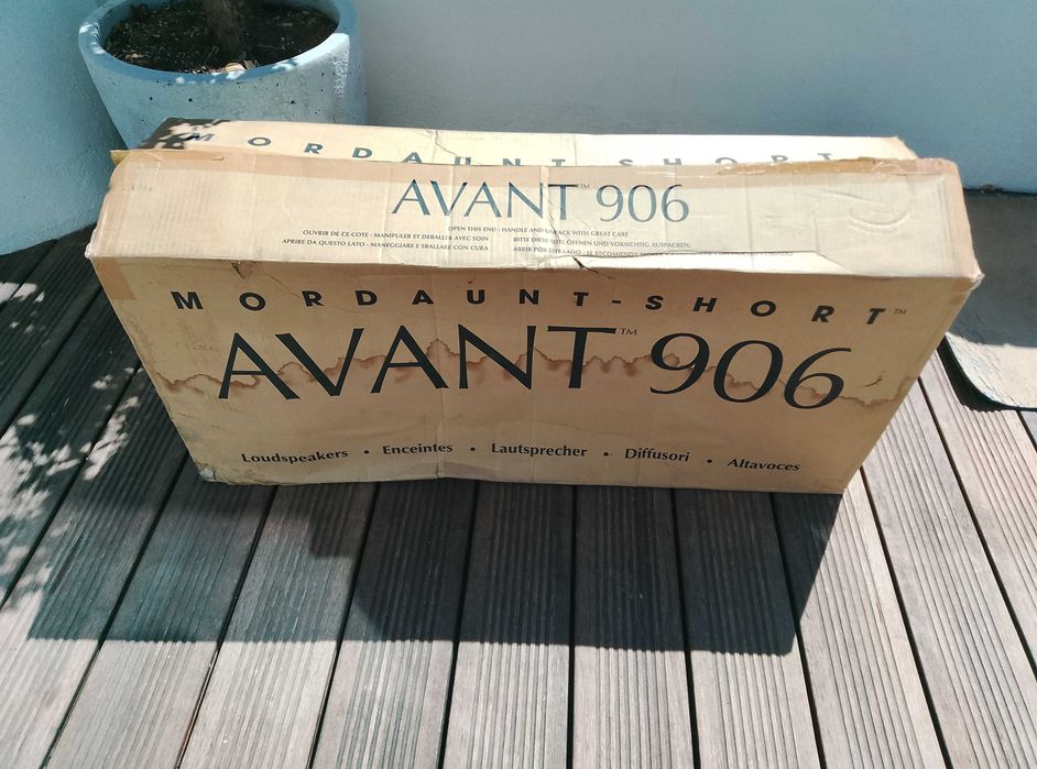 Colunas Mordaunt Short 906i