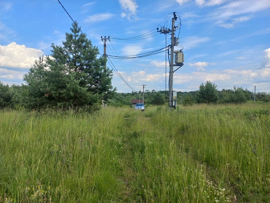 Продам 29 соток в Ясногородці, за страусиною фермою