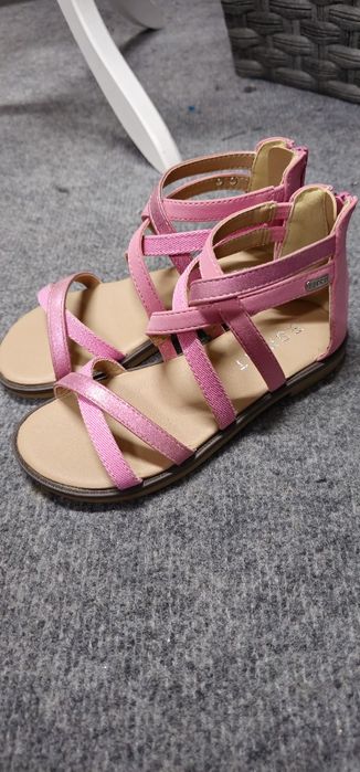 Nowe Sandałki Esprit 29