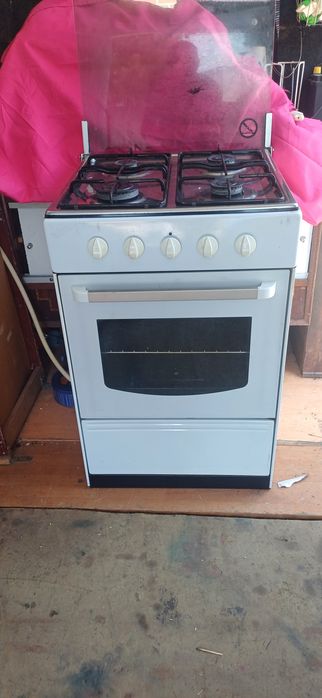 Vendo fogao de gas bilha, 50cm  50cm. Muito bom  estado de conservação.