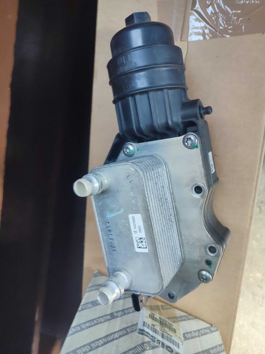 Jeep Wrangler JL 2.2 diesel chłodniczka oleju z filtrem