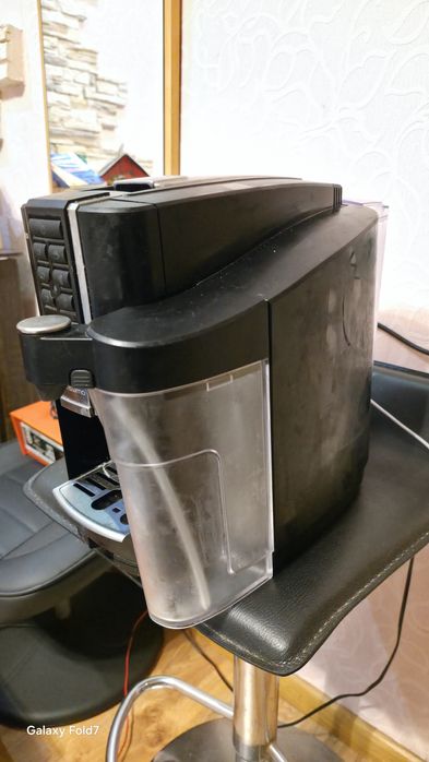 Кавомашина Saeco Tchibo Cafisimo (капсули) 23р